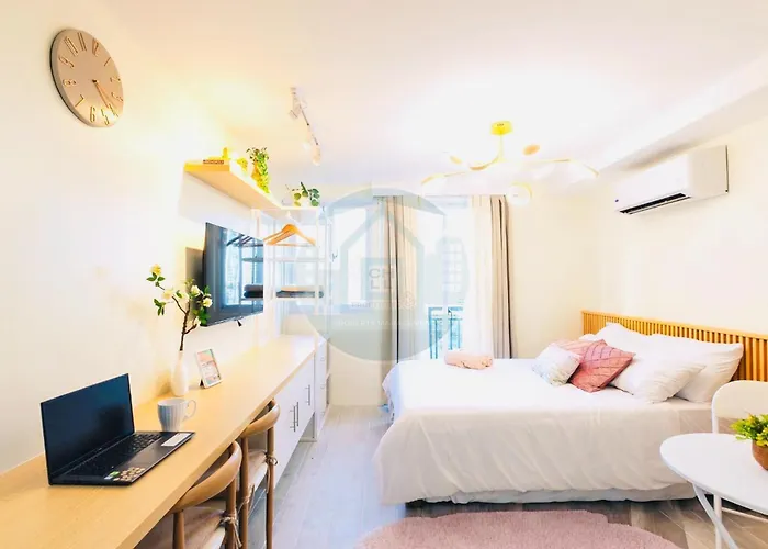 Appartement Urban Chic At Ayala Business Park - Fast Wi-fi Netflix *