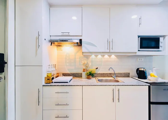 Urban Chic At Ayala Business Park - Fast Wi-fi Netflix Appartement Cebu
